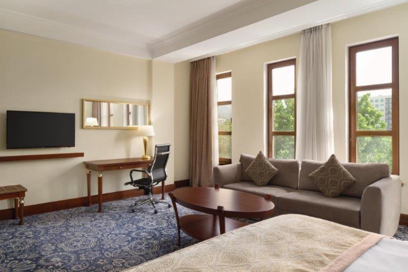 Ramada By Wyndham Almaty Hotell Eksteriør bilde