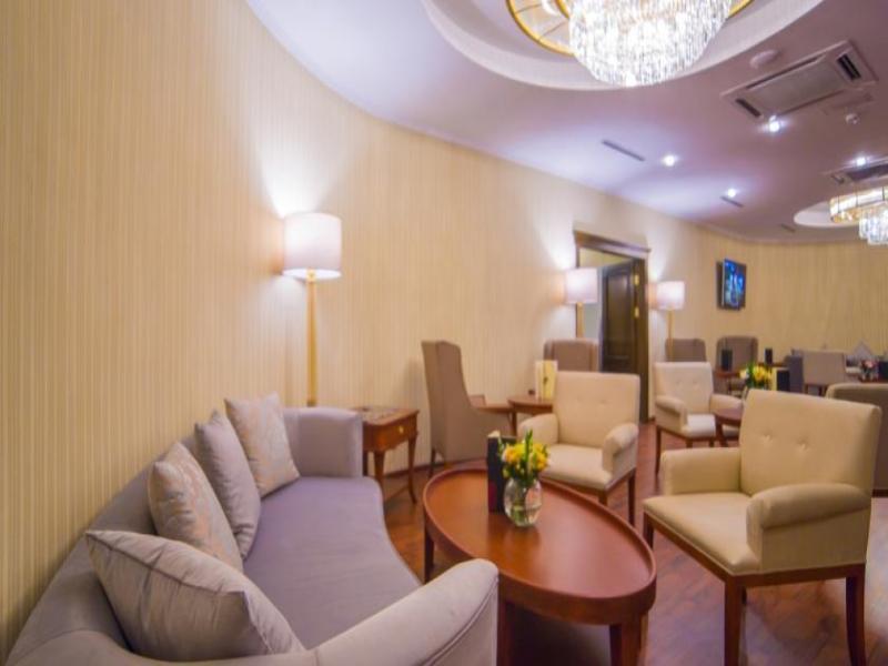 Ramada By Wyndham Almaty Hotell Eksteriør bilde
